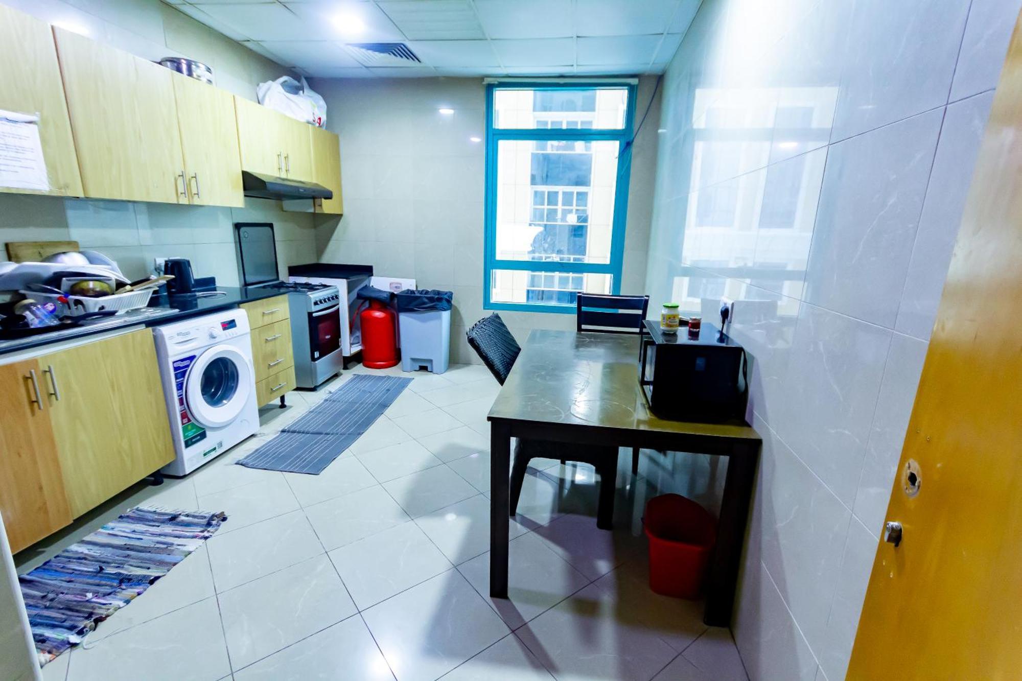 Nice Single Rooms For "Girls" Only In Dubai, Marina Esterno foto