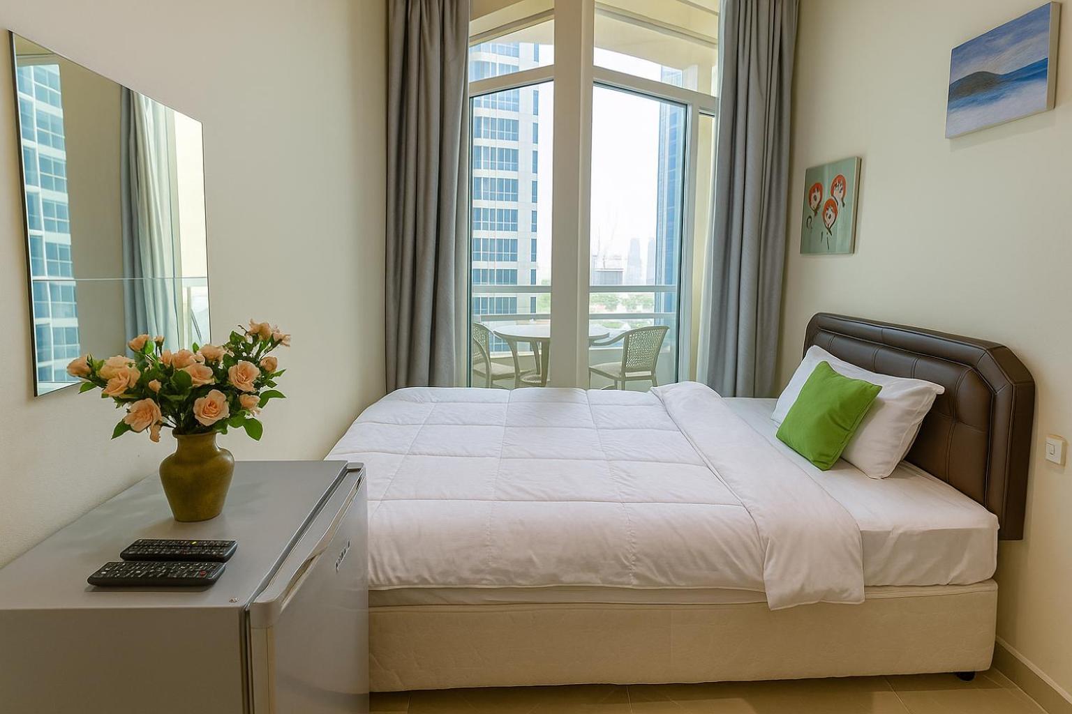 Nice Single Rooms For "Girls" Only In Dubai, Marina Esterno foto
