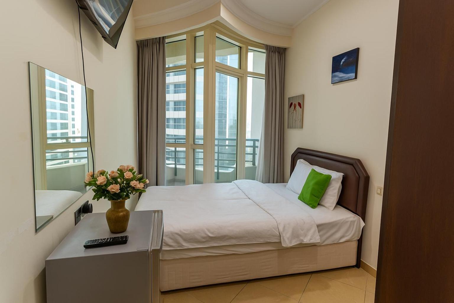 Nice Single Rooms For "Girls" Only In Dubai, Marina Esterno foto